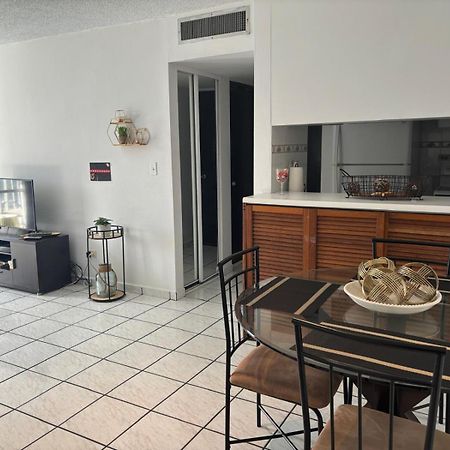 Marbella Apartments San Juan Eksteriør billede