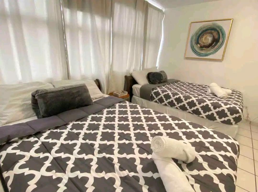 Marbella Apartments San Juan Eksteriør billede