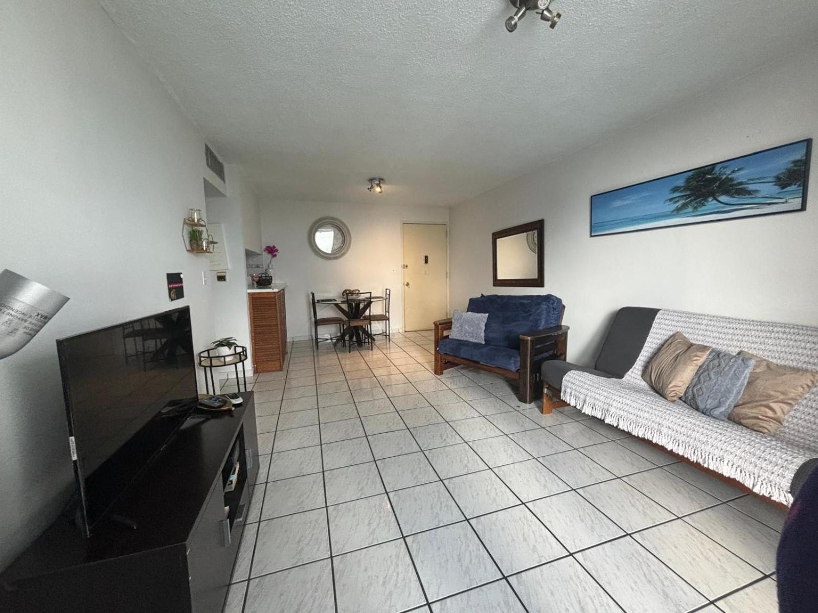 Marbella Apartments San Juan Eksteriør billede